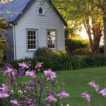 The Old School House Guest House Te Awamutu Exterior foto