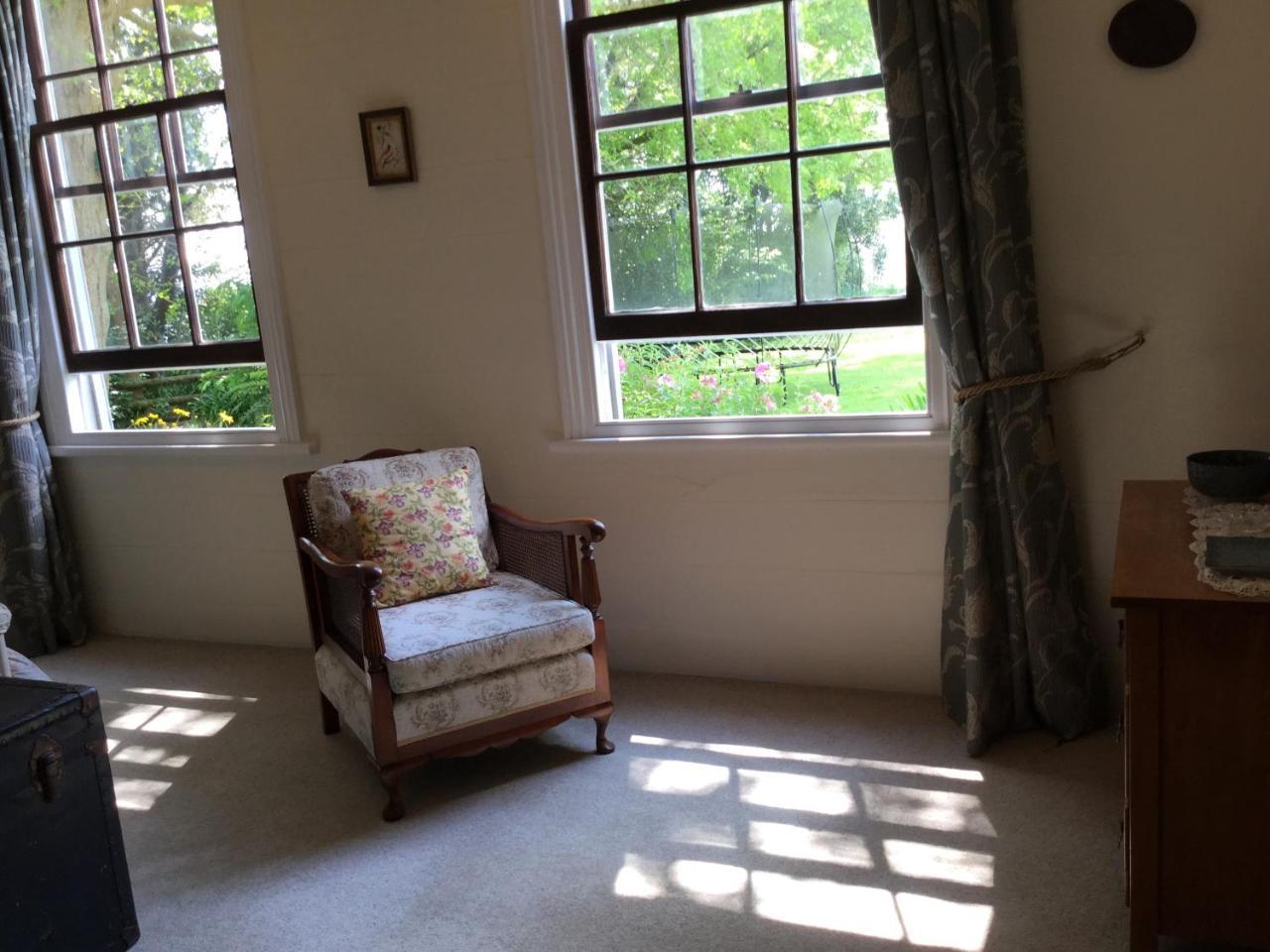 The Old School House Guest House Te Awamutu Exterior foto