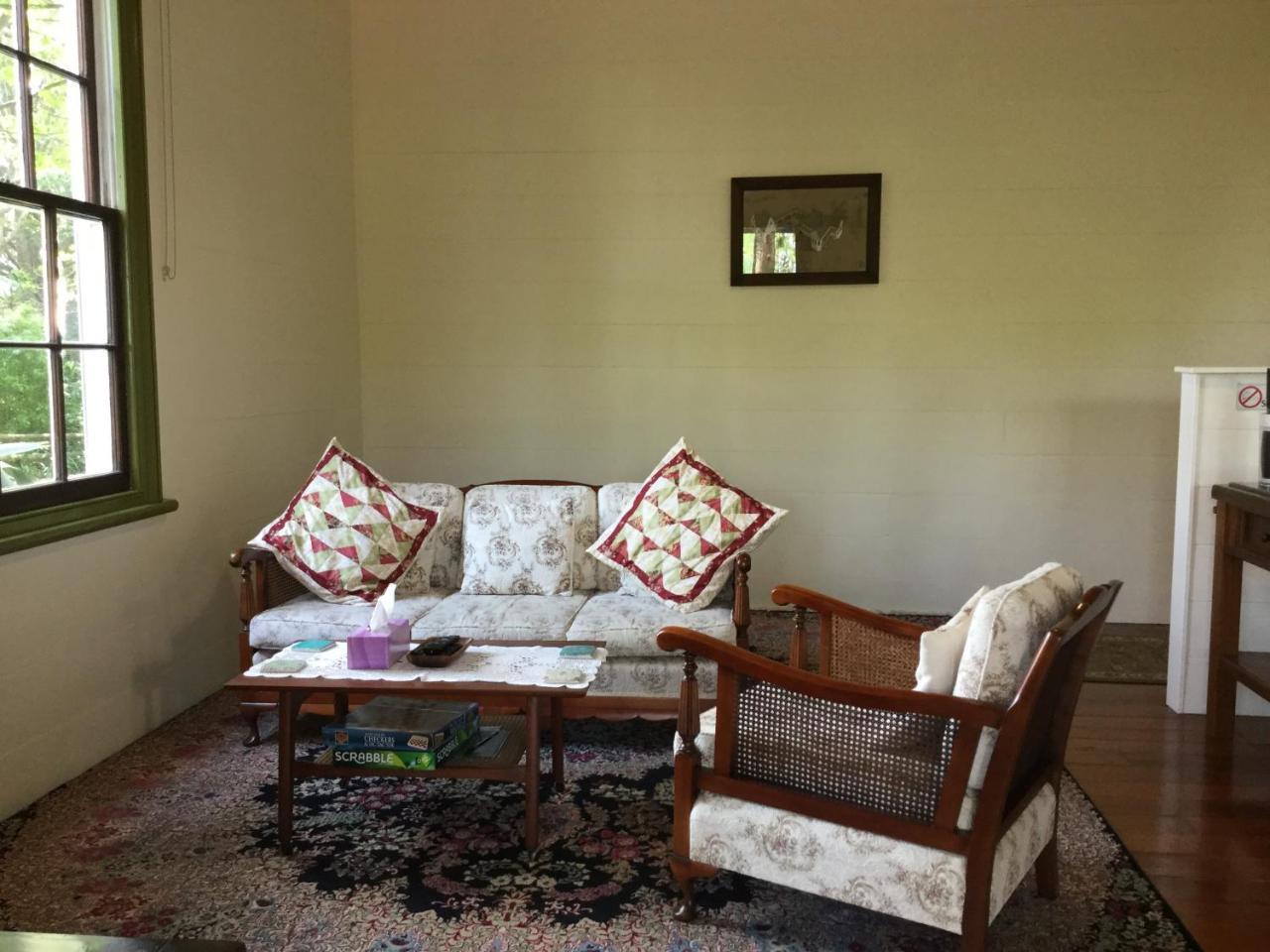 The Old School House Guest House Te Awamutu Exterior foto